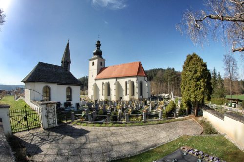 Maria am Berg/Maria na gori - die Anna-Kapelle links im Vordergrund (Foto: S. Lesjak jun.)