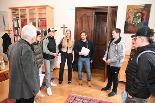 Bildunterschrift (Bildrechte sind zwingend anzugeben!)