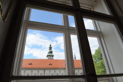 Bildunterschrift (Bildrechte sind zwingend anzugeben!) Bildunterschrift (Bildrechte sind zwingend anzugeben!)