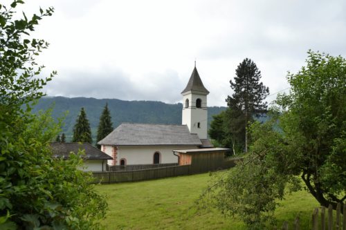 Außenaufnahme Pfarrkirche (Karin Farkas)