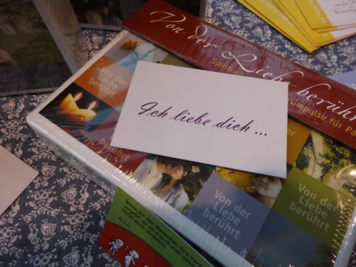 “Ich liebe dich“ durch die Ee zu besiegeln, erfolgt immer später (© Foto: Unterlercher) “Ich liebe dich“ durch die Ee zu besiegeln, erfolgt immer später (© Foto: Unterlercher)