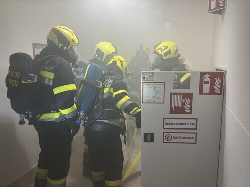 Sicherheit entsteht nicht erst im Ernstfall. Sie beginnt mit guter Vorbereitung, klaren Abläufen und gemeinsamem Training. (Foto: © BB St. Veit/Glan)