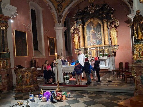 Bildunterschrift (Bildrechte sind zwingend anzugeben!)