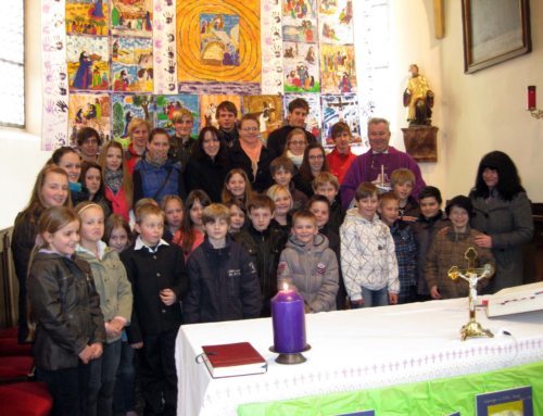 Volksschüler und Jugendchor Ettendorf  (© Foto: Wright)