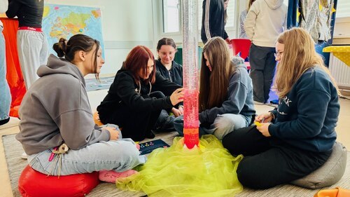 Gott Fragen stellen an der Blubbersäule (Foto: Carmen Heller)