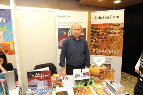 Bildunterschrift (Bildrechte sind zwingend anzugeben!) Bildunterschrift (Bildrechte sind zwingend anzugeben!)