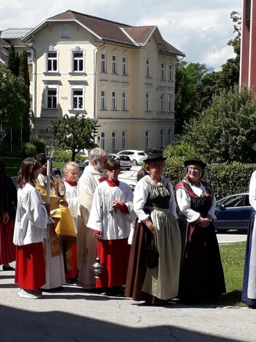 Pörtschach erlebte eine würdige Prozession trotz Corona-Beschränkungen