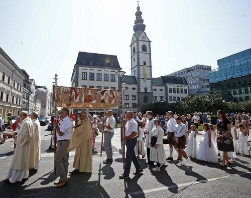 Bildunterschrift (Bildrechte sind zwingend anzugeben!)