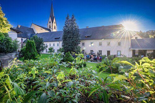 Garten Servitenkloster Kötschach (© Foto: alutche-photography by Andreas Lutche) Garten Servitenkloster Kötschach (© Foto: alutche-photography by Andreas Lutche)