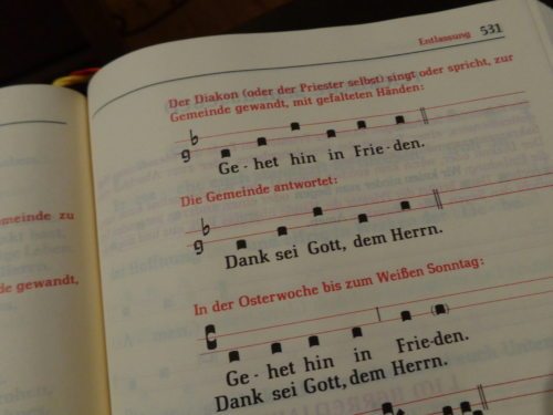 “Geht hin in Frieden“, der Entlassungsruf aus dem Messbuch (© Foto: KIMU-Mü)
