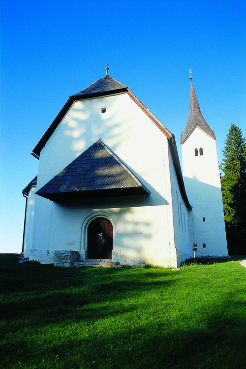 Die Wallfahrtskirche aus dem 16. Jahrhundert ist den Hll. Hemma und Dorothea geweiht (© Foto: Assam/Pressestelle; entnommen der Broschüre “Heilige Berge“ der Pressestelle der Diözese)