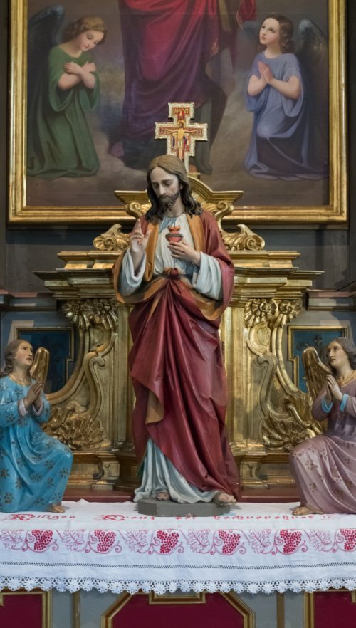 Herz Jesu Statue beim Herz Jesu-Altar (© Foto: Mag. Bernhard Wagner)