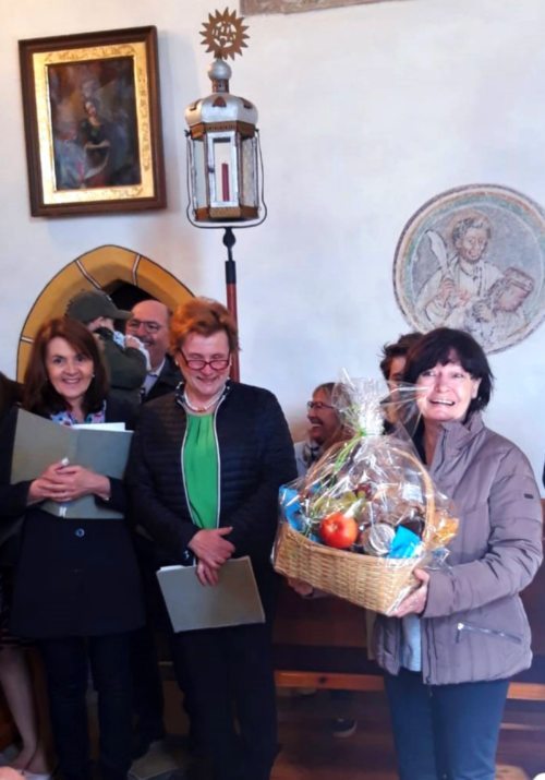 Kirchenchorsängerin Hanni Tschreschnig&nbsp; (Foto/slika: Pfarrarchiv Neuhaus-Suha)