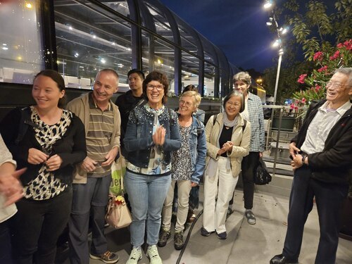 Freude, die das Herz berührt und bleibt - So könnte die Fahrt nach Prag zusammengefasst werden.<br />
Foto: Christina Leeb Freude, die das Herz berührt und bleibt - So könnte die Fahrt nach Prag zusammengefasst werden.<br />
Foto: Christina Leeb