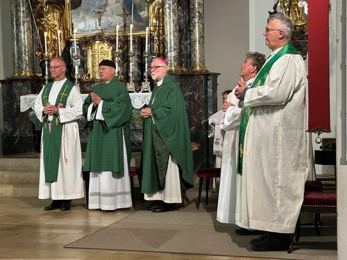 Bildunterschrift (Bildrechte sind zwingend anzugeben!)