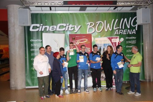 Das Team der DSG Ferlach ging als Sieger der Bowlingbegegnung hervor (©Reichmann/DSG Kärnten) Das Team der DSG Ferlach ging als Sieger der Bowlingbegegnung hervor (©Reichmann/DSG Kärnten)