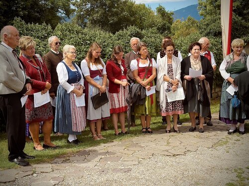 Musikalisch umrahmt wurden die Feierlichkeiten von der Sitticher Singgemeinschaft (Foto: PAss. Peter Artl)