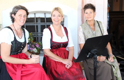Frau Fössl, Frau Filzmaiaer und Frau K. Regittnig (C) Brigitte Weber