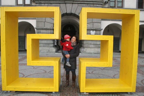 Das Logo am Klagenfurter Domplatz (© Foto: Stadtpastoral)