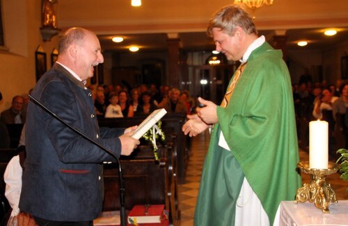 Herr Josef Lerchster begrüßt offiziell für die Gemeinde Steinfeld (C) Brigitte Weber