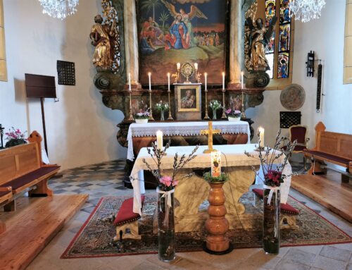 Anbetungstag in der Pfarrkirche Neuhaus- Suha • Dan češčenja v farni cerkvi (Foto: Pfarrarchiv Neuhaus- Suha)