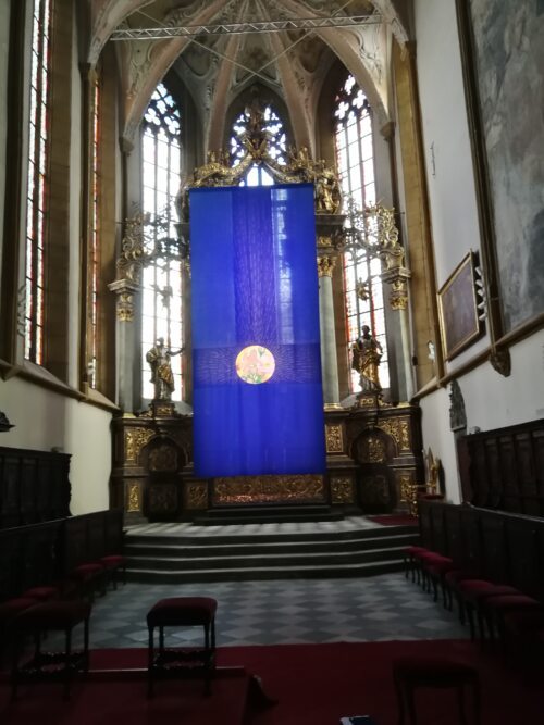 Bildunterschrift (Bildrechte sind zwingend anzugeben!) Bildunterschrift (Bildrechte sind zwingend anzugeben!)