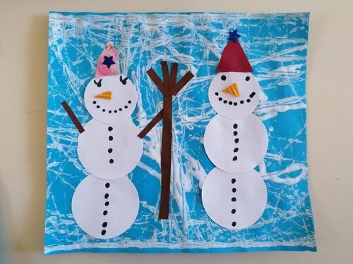 Schneemann und Schneefrau (c: Pfarrkindergarten)