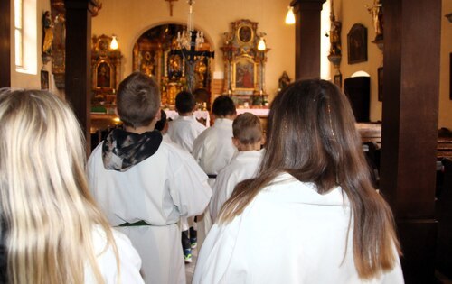 Großer Einzug üben (C) Brigitte Weber