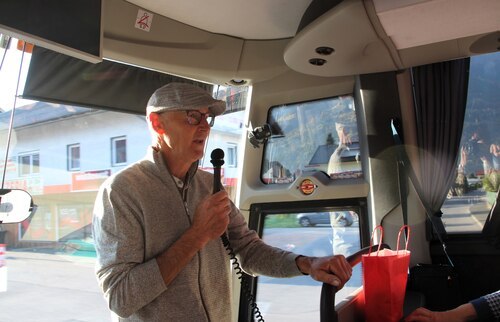 Sepp Lindener bei der Begrüßung (C) Brigitte Weber