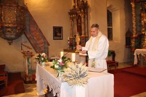 Segen mit dem Allerheiligsten (C) Brigitte Weber