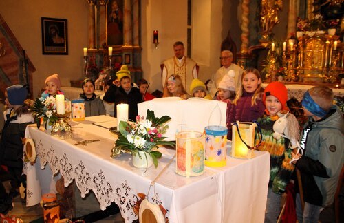 Kinder der 2. Klasse (C) Anna-Maria Ramsbacher