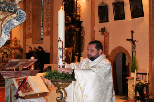 Die Osternacht – mit einer der eindrucksvollsten Feiern im Kirchenjahr. (Bild: PSt).