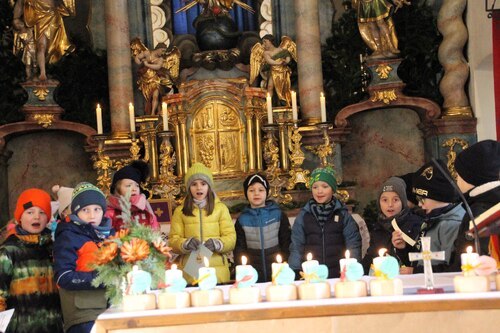 ERsstkommunionkinder (C) Jonas Schmidt