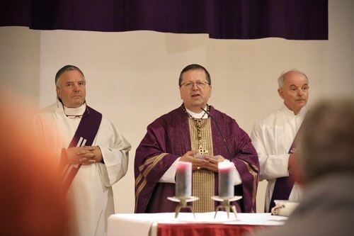 Zum dritten und letzten Mal bei der Hauptnacht in Feldkirchen - Alt-Abt Magister Thomas Renner (Foto: PAss. Peter Artl)