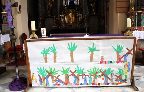 Altarbild der Kinder (C) Brigitte Weber