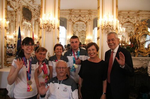 Auch die DSG Sportler:innen wurden in der Hofburg von Bundespräsident Alexander Van der Bellen empfangen (© Foto: Auer/DSG Kärnten)