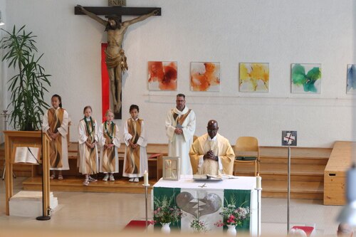 Heilige Messe am 14. Juni (© Foto: PAss. Feldkirchen Peter Artl )