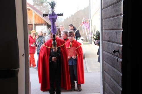 Einzug (C) Marcel Stocker