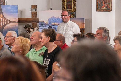 Bildunterschrift (Bildrechte sind zwingend anzugeben!)