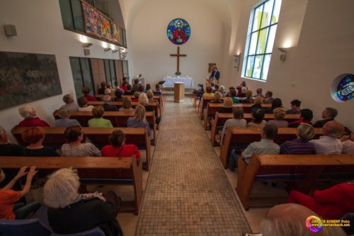 Lesung in der evangelischen Heilandskirche (Foto: Robert Orasch).