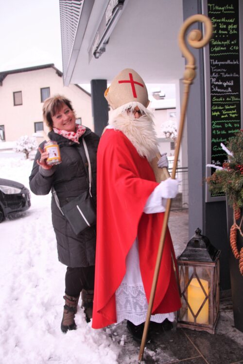 Frau Zauchner und Frau Brandner (C) Brigitte Weber