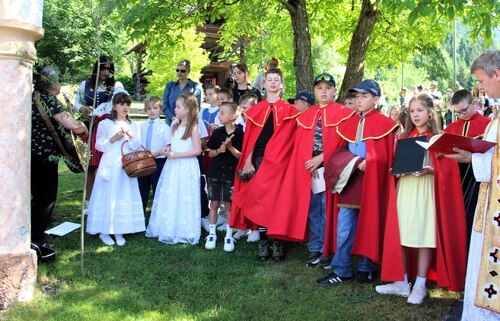 Gestaltung durch die Kinder (C) Elisabeth Oberheinricher
