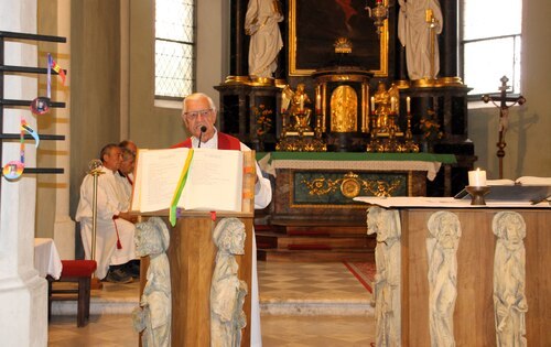Bildunterschrift (Bildrechte sind zwingend anzugeben!)