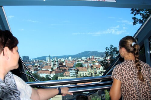 In der Schloßbergbahn (C) Brigitte Weber