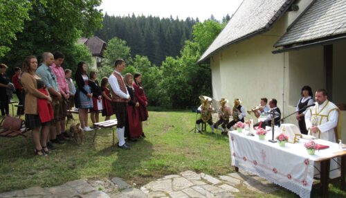 Hl. Messe anlässlich des Matschiedler Kirchtages am 14. Juni 2020 auf der Windischen Höhe. (Foto: PSt.)