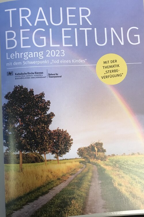 Mit fundierter Ausbildung zum/zur Trauerbegleiter*in (PVE)