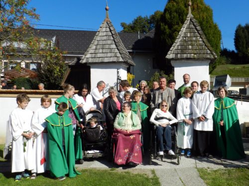 Segnung des barrierefreine Zuganges in unsere Pfarrkirche / Blagoslovitev neovirnega dohoda v farno cerkev (© Foto: Hedenik Robert) Segnung des barrierefreine Zuganges in unsere Pfarrkirche / Blagoslovitev neovirnega dohoda v farno cerkev (© Foto: Hedenik Robert)