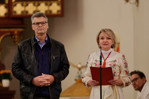 <a  data-cke-saved-href=“https://www.kath-kirche-kaernten.at/pfarren/detail/C3258/gemeinsam-im-glauben-ein-dank-der-ukrainerinnen-am-nationalfeiertag“ href=“https://www.kath-kirche-kaernten.at/pfarren/detail/C3258/gemeinsam-im-glauben-ein-dank-der-ukrainerinnen-am-nationalfeiertag“ target=“_blank“>https://www.kath-kirche-kaernten.at/pfarren/detail/C3258/gemeinsam-im-glauben-ein-dank-der-ukrainerinnen-am-nationalfeiertag</a> - Foto: Ferdinand Dreger