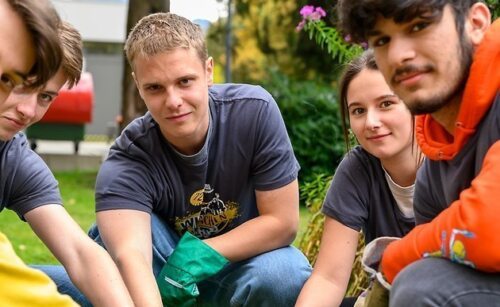 Jugendliche bei 72 Stunden ohne Kompromiss (Foto: 72h - Daniel Ongaretto-Furxer) Jugendliche bei 72 Stunden ohne Kompromiss (Foto: 72h - Daniel Ongaretto-Furxer)