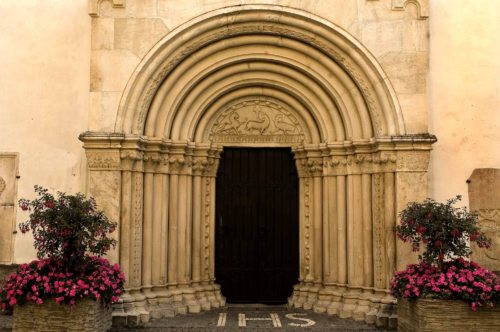 Westportal Stadtpfarrkirche St. Veit/Glan (© Foto: Prof. Heinz Ellersdorfer)